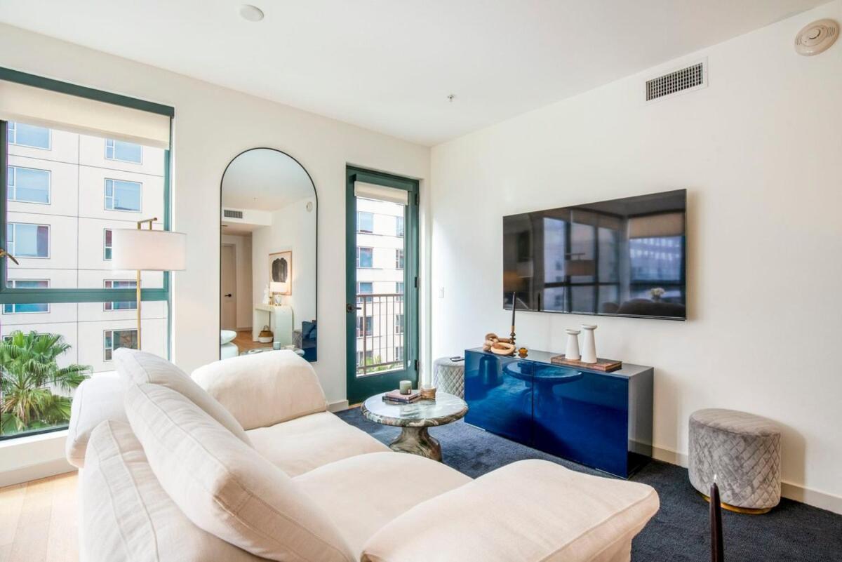 לוס אנג'לס 2Br Hollywood Luxurious Condo מראה חיצוני תמונה