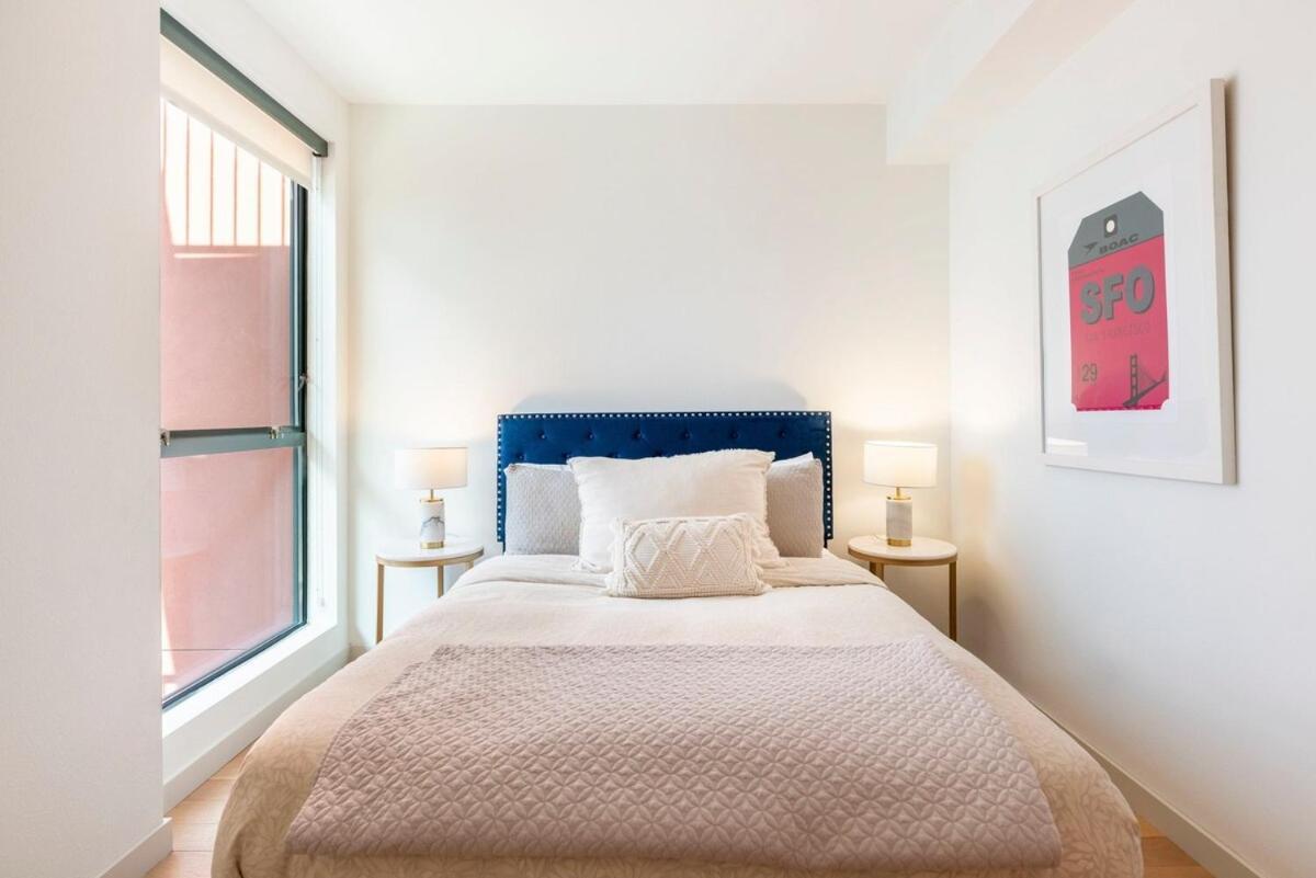 לוס אנג'לס 2Br Hollywood Luxurious Condo מראה חיצוני תמונה