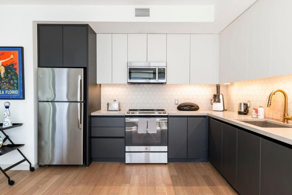 לוס אנג'לס 2Br Hollywood Luxurious Condo מראה חיצוני תמונה